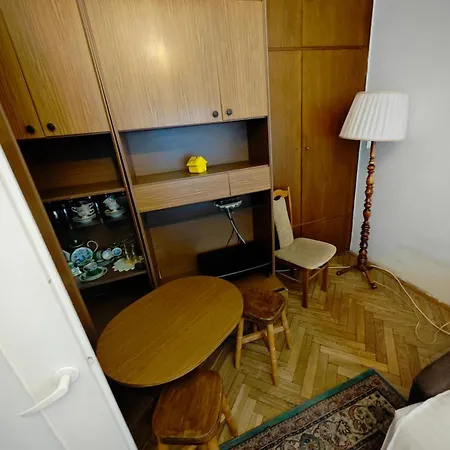Metro Retro Center Apartment Warschau